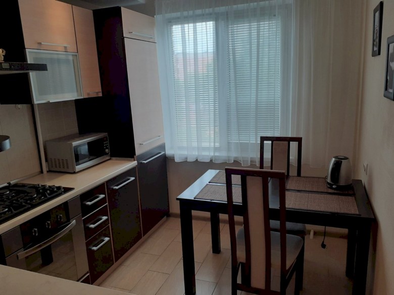 Брест, ул. Ленинградская,17