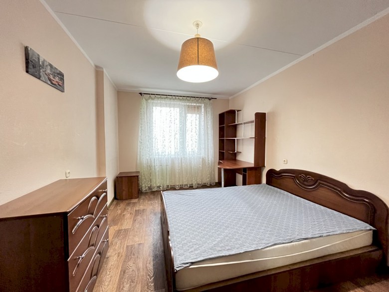 Барановичи, ул. Домейко, 11